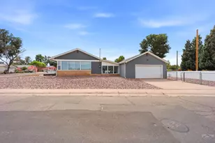 1601 Englewood Dr, Pueblo, CO 81005 - Photo 54