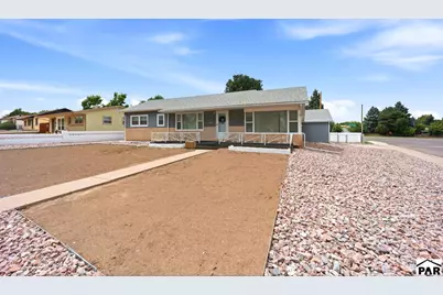 1601 Englewood Dr, Pueblo, CO 81005 - Photo 4