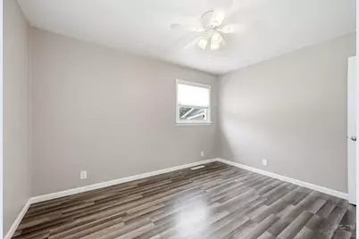 1601 Englewood Dr, Pueblo, CO 81005 - Photo 42