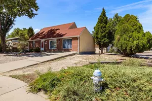 83 Dick Trefz St, Pueblo, CO 81001 - Photo 2