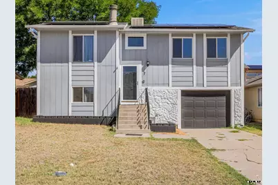 7 Plymouth Circle, Pueblo, CO 81003 - Photo 2