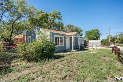 2102 W 29th St, Pueblo, CO 81008 - Photo 2