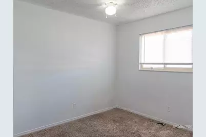 556 Pear St, Pueblo, CO 81005 - Photo 18
