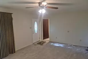 423 Elm, La Junta, CO 81050 - Photo 2