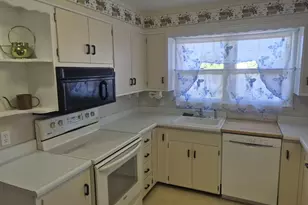 423 Elm, La Junta, CO 81050 - Photo 6