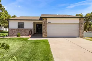 1600 Horseshoe Pl, Pueblo, CO 81001 - Photo 2