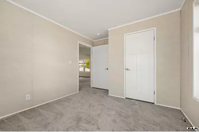 240 E Dawnview Dr, Pueblo, CO 81007 - Photo 22