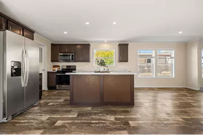 240 E Dawnview Dr, Pueblo, CO 81007 - Photo 10