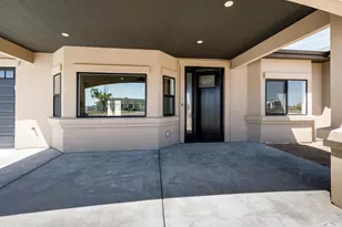 307 N Lyons Dr, Pueblo, CO 81007 - Photo 2