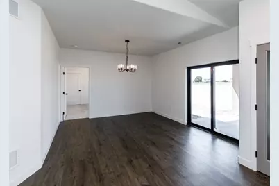 307 N Lyons Dr, Pueblo, CO 81007 - Photo 28