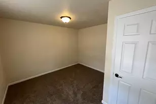 8 Sovereign Cir, Pueblo, CO 81005 - Photo 12