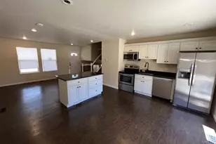 8 Sovereign Cir, Pueblo, CO 81005 - Photo 4