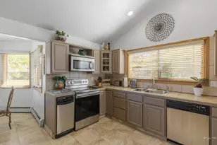 539 W Slice Dr, Pueblo West, CO 81007 - Photo 10