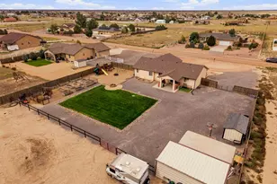 489 N Escondido Dr, Pueblo West, CO 81007 - Photo 38