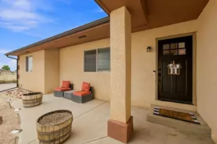 489 N Escondido Dr, Pueblo West, CO 81007 - Photo 4