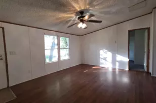 904 W 1st St, Florence, CO 81226 - Photo 2