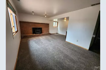 19 Hampton Ct, Pueblo, CO 81001 - Photo 18