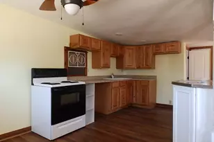 1831 Spruce St, Pueblo, CO 81004 - Photo 4