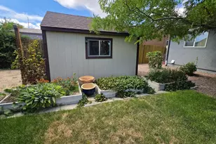 2224 Crestwood Ln, Pueblo, CO 81008 - Photo 36