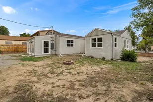 3023 Cascade Ave, Pueblo, CO 81008 - Photo 32