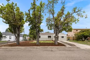 3023 Cascade Ave, Pueblo, CO 81008 - Photo 2