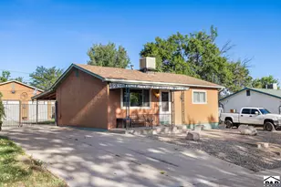 549 Hewitt St, Pueblo, CO 81005 - Photo 2