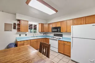 549 Hewitt St, Pueblo, CO 81005 - Photo 6