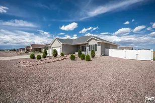 809 E Cabaret Dr, Pueblo West, CO 81007 - Photo 4