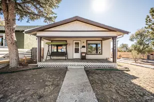 1302 E 10th St, Pueblo, CO 81001 - Photo 2