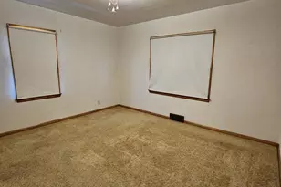 28 Mayhew Dr, Lamar, CO 81052 - Photo 8