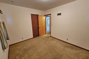 28 Mayhew Dr, Lamar, CO 81052 - Photo 12