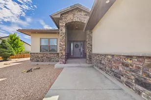 58 S Villa Del Sol Ct, Pueblo West, CO 81007 - Photo 4