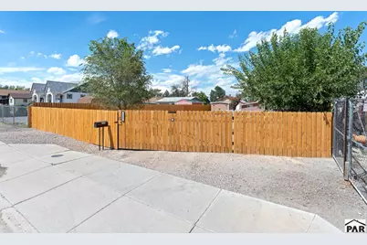 1127 E 3rd St, Pueblo, CO 81001 - Photo 38