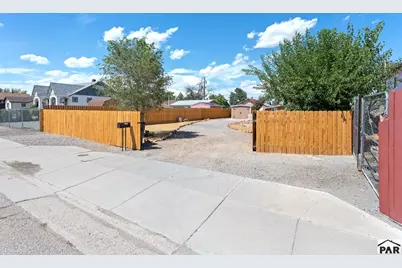 1127 E 3rd St, Pueblo, CO 81001 - Photo 34