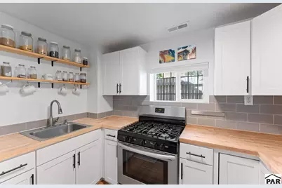 1127 E 3rd St, Pueblo, CO 81001 - Photo 14