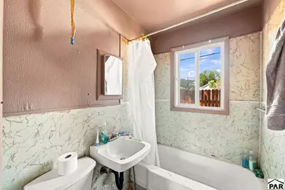 2006 E 7th St, Pueblo, CO 81001 - Photo 12