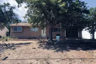 15 Macalester Rd, Pueblo, CO 81001 - Photo 2