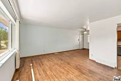 540 Starlite Dr, Pueblo, CO 81005 - Photo 4