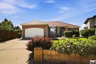 4 Hawks Point Ct, Pueblo, CO 81005 - Photo 1