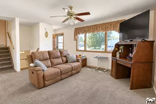 3501 White Pine Ct, Pueblo, CO 81005 - Photo 6