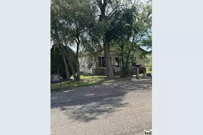 304 Garfield Ave, Las Animas, CO 81054 - Photo 2