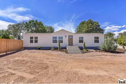 2206 W 16th St, Pueblo, CO 81003 - Photo 2