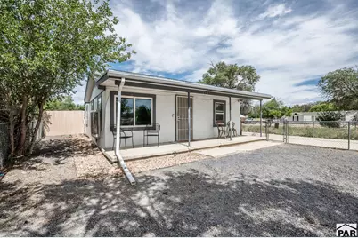 2129 E 9th St, Pueblo, CO 81001 - Photo 2