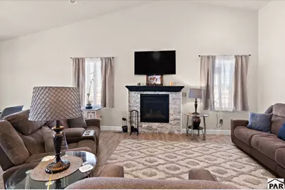 624 E Paradise Dr, Pueblo West, CO 81007 - Photo 22