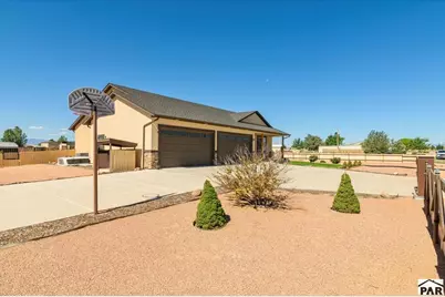 624 E Paradise Dr, Pueblo West, CO 81007 - Photo 4