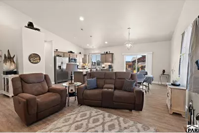 624 E Paradise Dr, Pueblo West, CO 81007 - Photo 20
