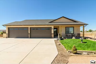 624 E Paradise Dr, Pueblo West, CO 81007 - Photo 2