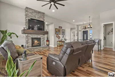 27 S Tequila Ct, Pueblo, CO 81007 - Photo 16