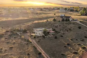 537 S Chimazo Dr, Pueblo West, CO 81007 - Photo 2