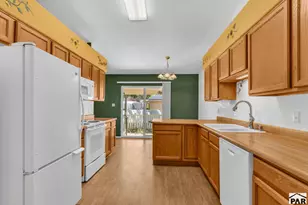 1800 Kingsroyal Blvd, Pueblo, CO 81005 - Photo 14